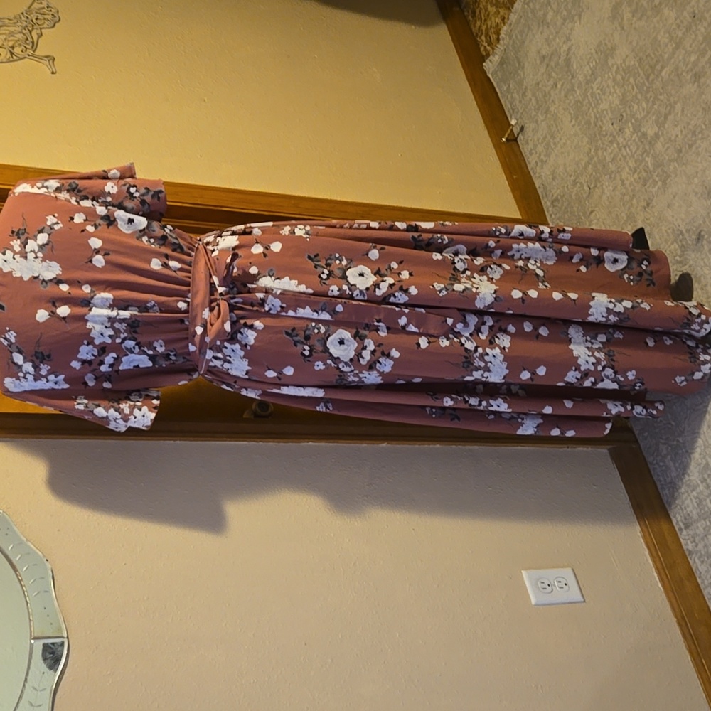 WEST KEI Floral Hi-Lo Dress in Dusty Pink - Picture 3 of 11